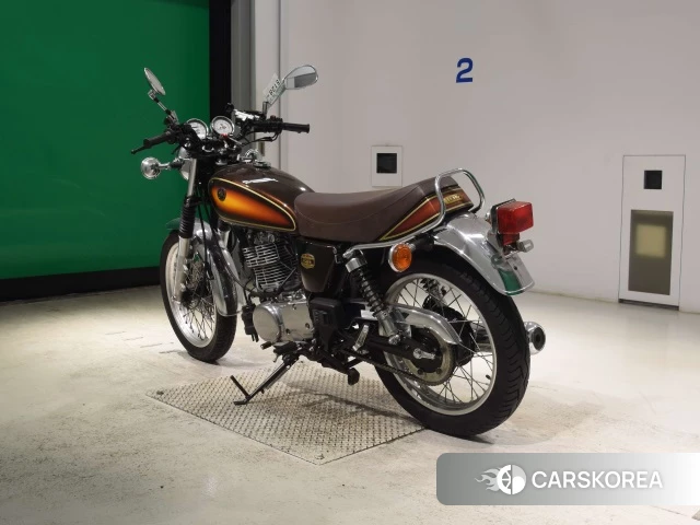 Yamaha SR400 id 4365293 из Японии 8