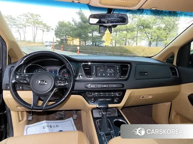 Kia The New Carnival id 3621966 из Кореи 18