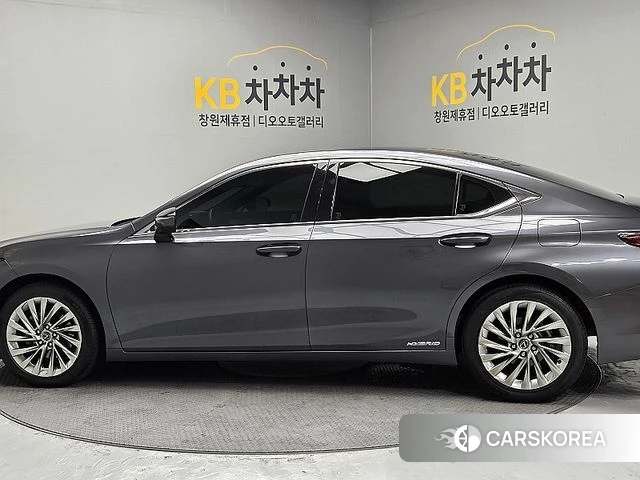 Lexus ES300h 7th generation id 4726543 из Кореи 16