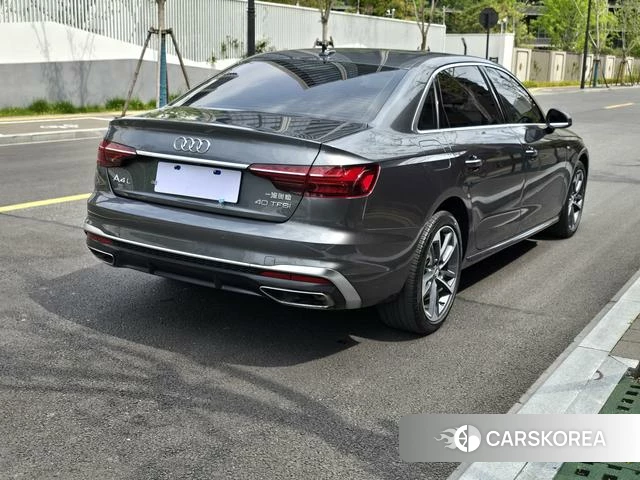 Audi A4L id 4290470 из Китая 12