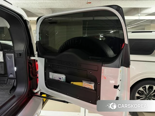 Land Rover Defender (L663) id 4640211 из Кореи 18
