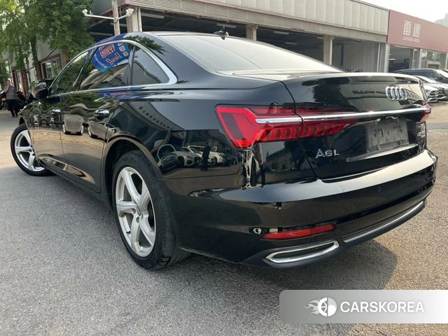 Audi A6L id 4320689 из Китая 13