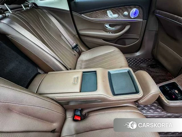 Mercedes-Benz E-class id 4256932 из Китая 21