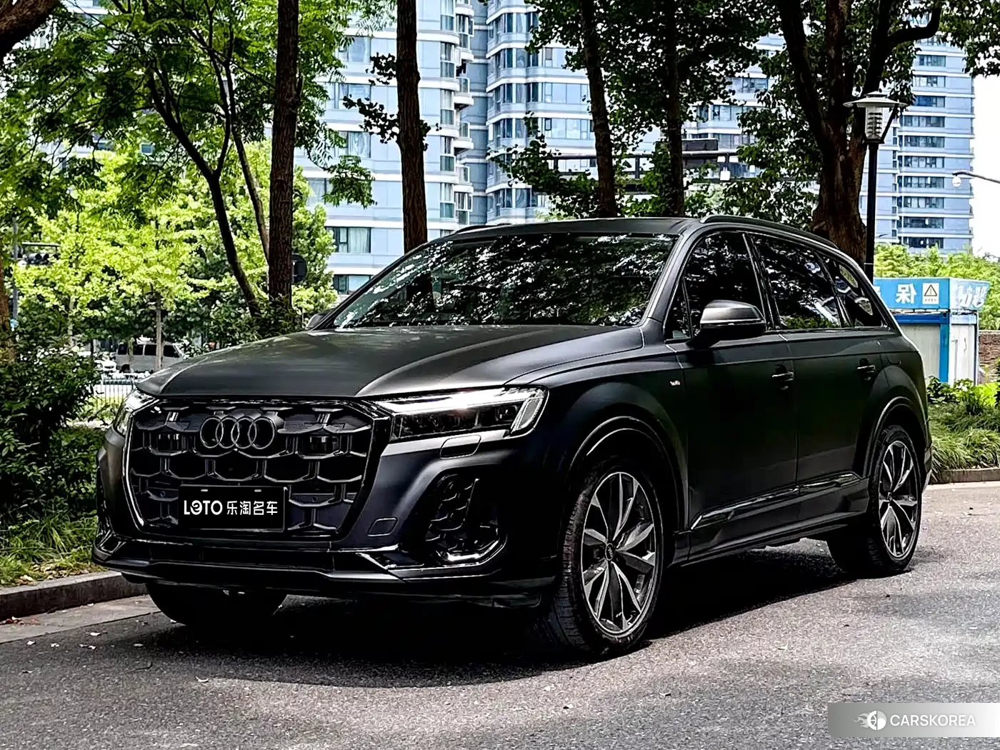 Audi Q7 id 4577678 из Китая 13