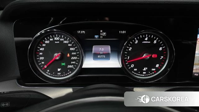 Mercedes-Benz E-Class W213 id 4188633 из Кореи 27