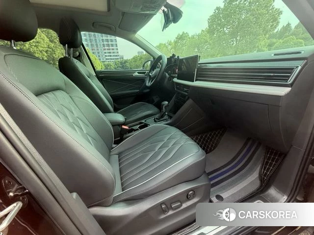 Volkswagen Tiguan L id 4258707 из Китая 15
