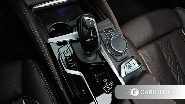 BMW 5 Series (G30) id 4899871 из Кореи 30