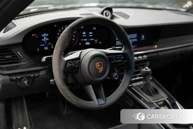 Porsche 911(992) id 4697365 из Кореи 8