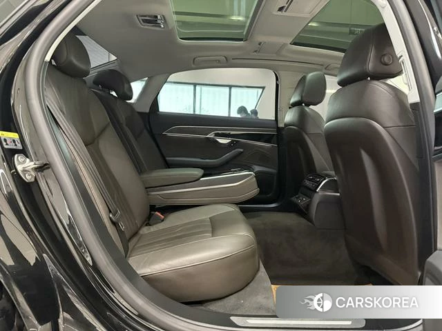 Audi A8 id 4240809 из Китая 14