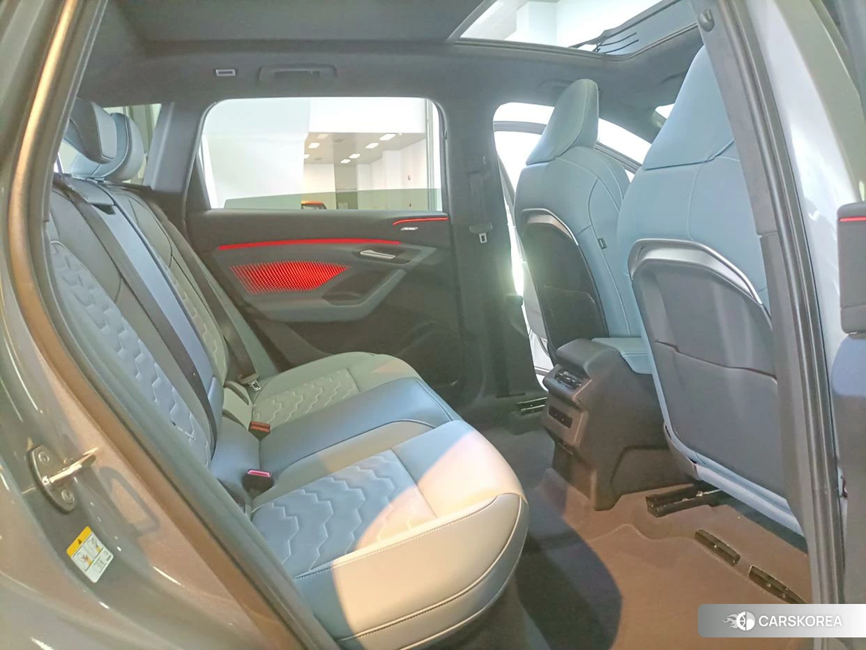 Audi Q6L e-tron id 4486533 из Китая 14
