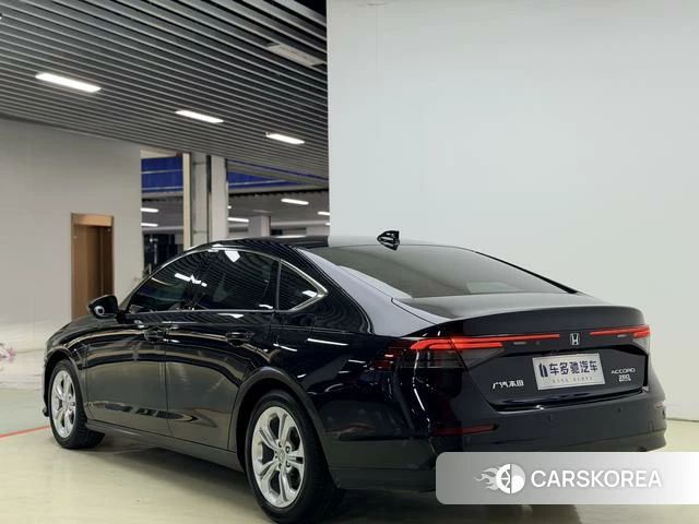 Honda Accord id 4297976 из Китая 8