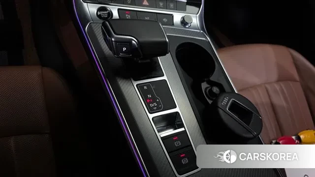 Audi A6 (C8) id 3702377 из Кореи 18