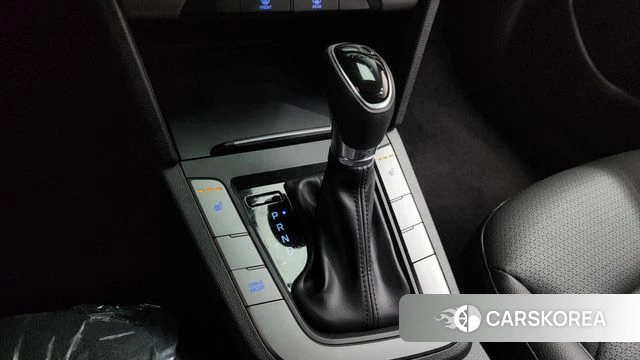 Hyundai Avante AD id 3796284 из Кореи 18