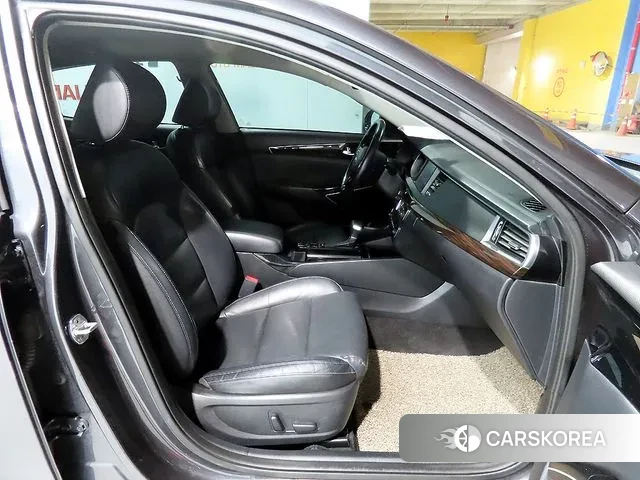 Kia Come New K7 id 3647116 из Кореи 18