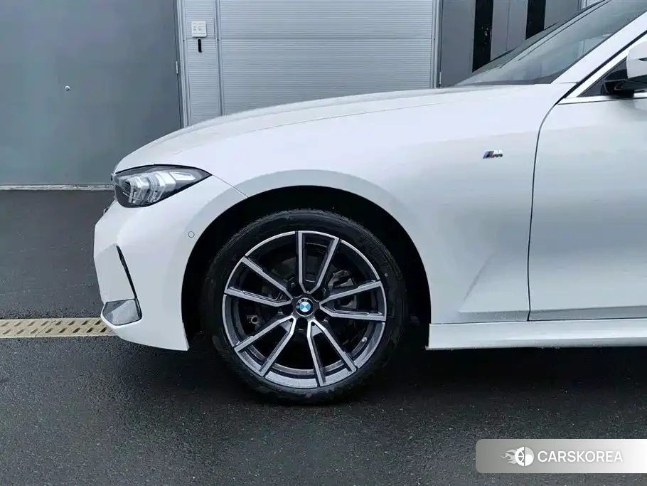 BMW 3 series id 4539124 из Китая 12