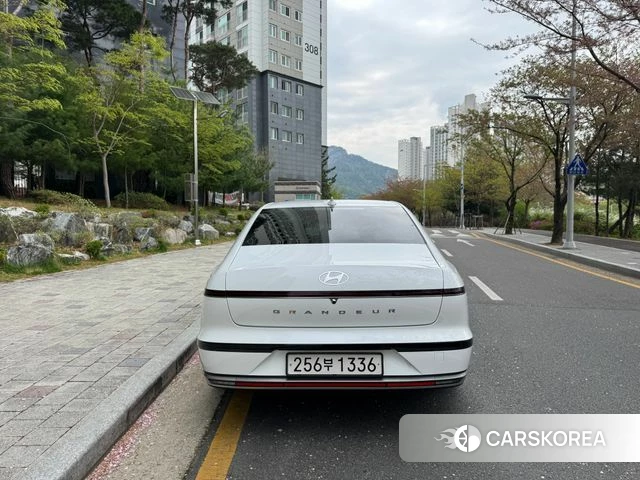 Hyundai Grandeur (GN7) id 3992868 из Кореи 18