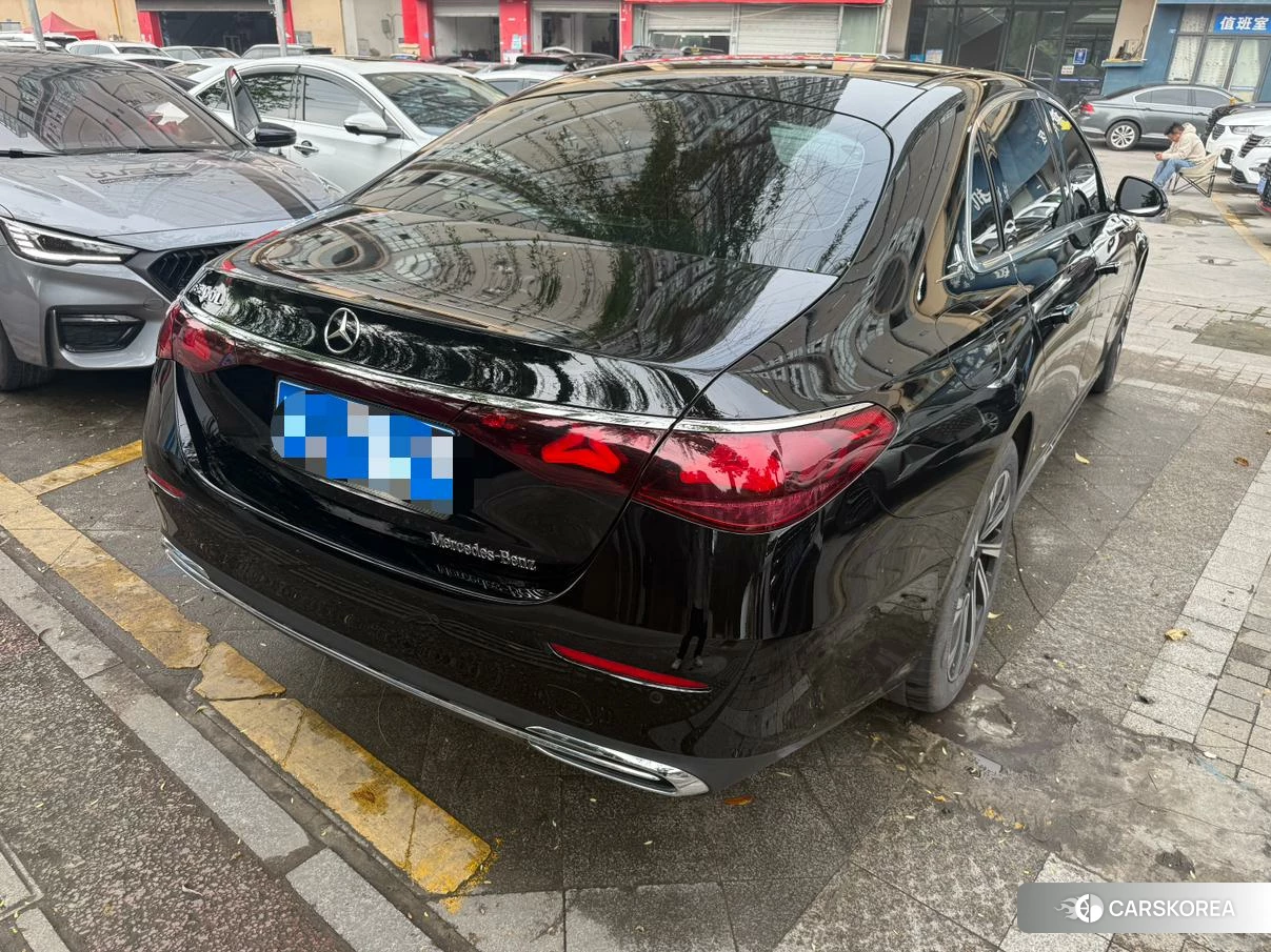Mercedes-Benz E-class id 4426908 из Китая 12