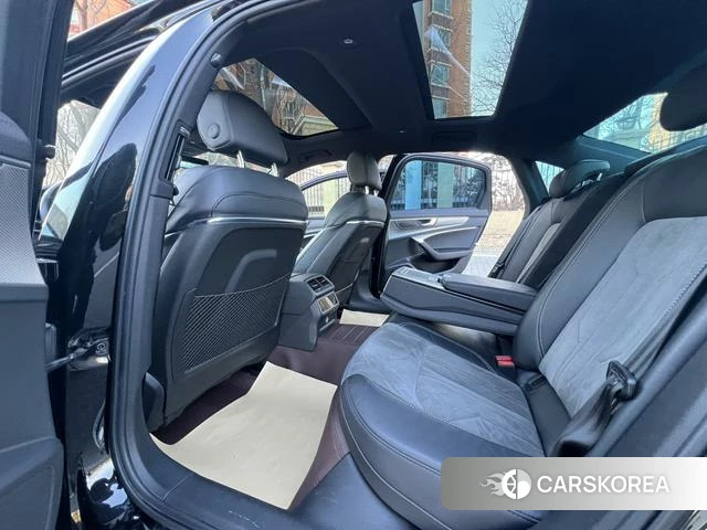 Audi A6L id 4307502 из Китая 14