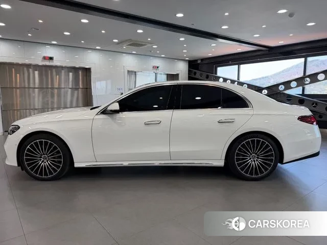 Mercedes-Benz E-Class W214 id 3739074 из Кореи 18