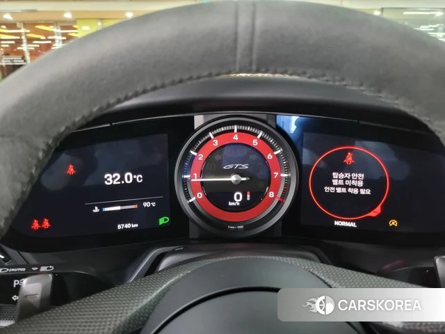 Porsche 911(992) id 4474753 из Кореи 18