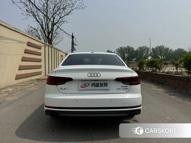 Audi A4L id 4253504 из Китая 27