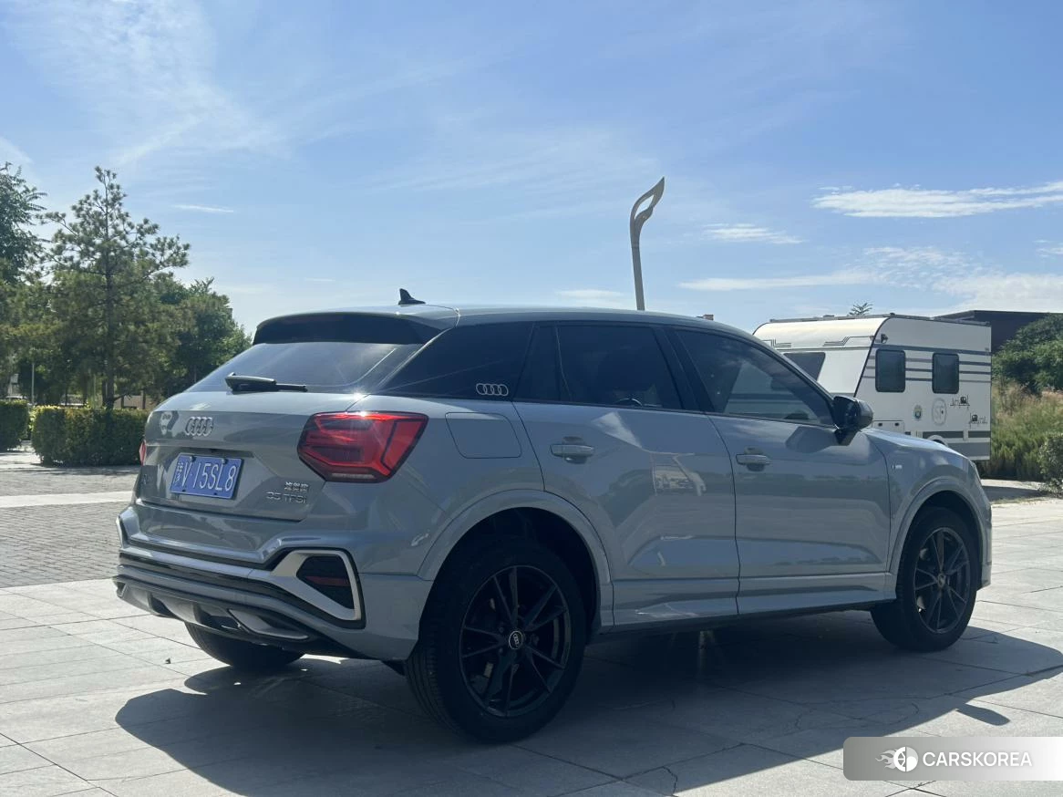 Audi Q2L id 4492678 из Китая 16