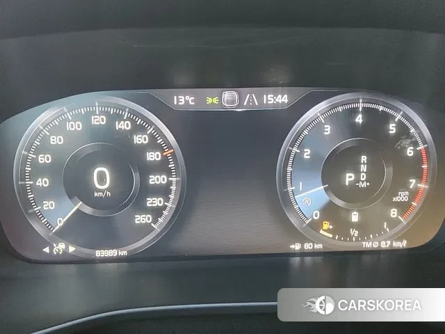 Volvo XC40 id 3697441 из Кореи 18