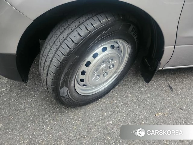 Hyundai The New Grand Starex id 4345605 из Кореи 17