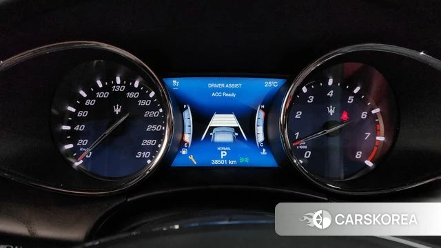Maserati Quattroporte id 4330969 из Кореи 32