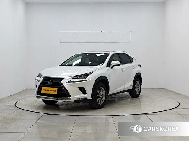 Lexus NX id 4207909 из Китая 18