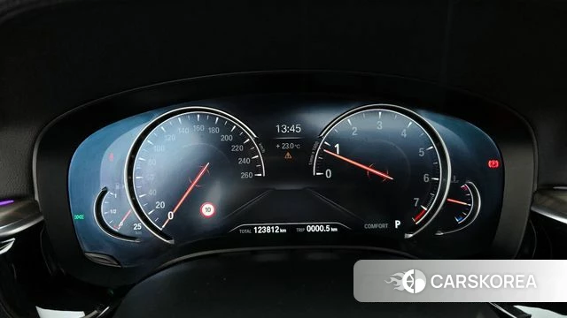 BMW 5 Series (G30) id 4310968 из Кореи 29