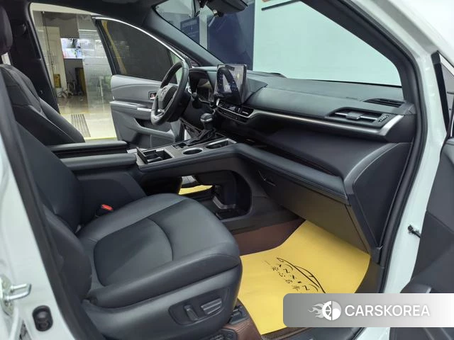 Toyota Grevia id 4257548 из Китая 21