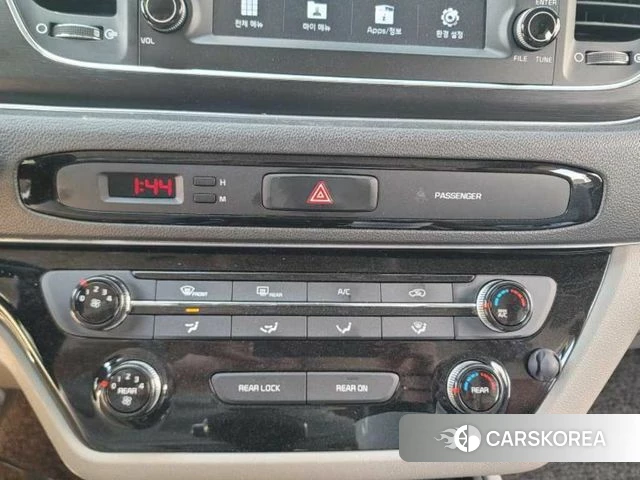 Kia The New Carnival id 4285830 из Кореи 18