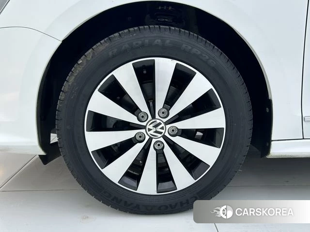 Volkswagen Sagitar id 4253721 из Китая 26