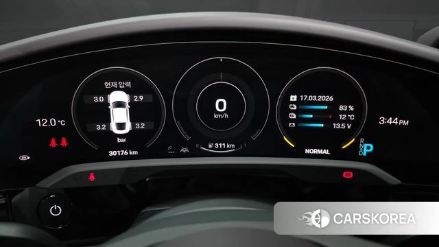 Porsche Taycan id 3798973 из Кореи 18