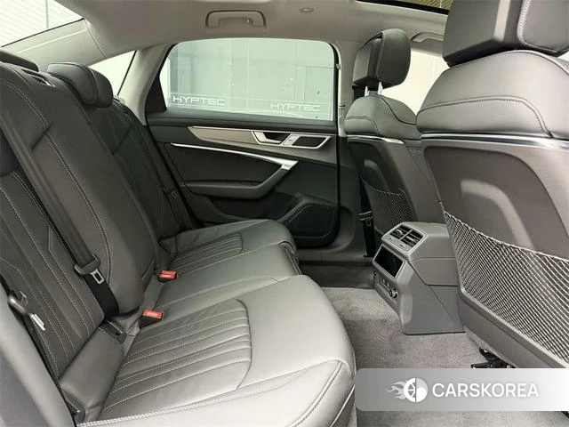 Audi A6L id 4306861 из Китая 11