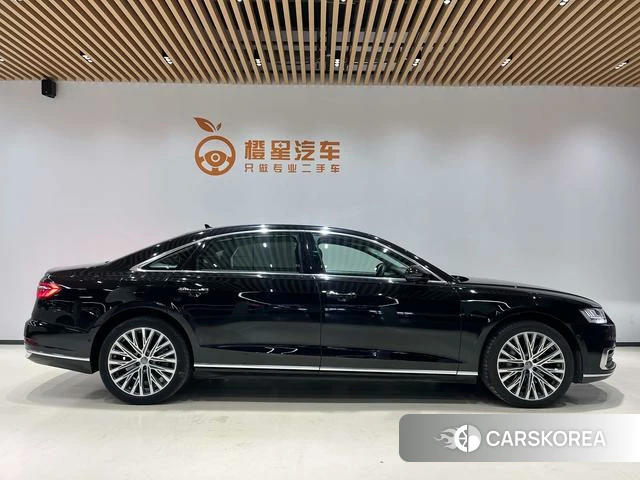 Audi A8 id 4219896 из Китая 13