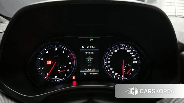 Hyundai Veloster (JS) id 3853728 из Кореи 18