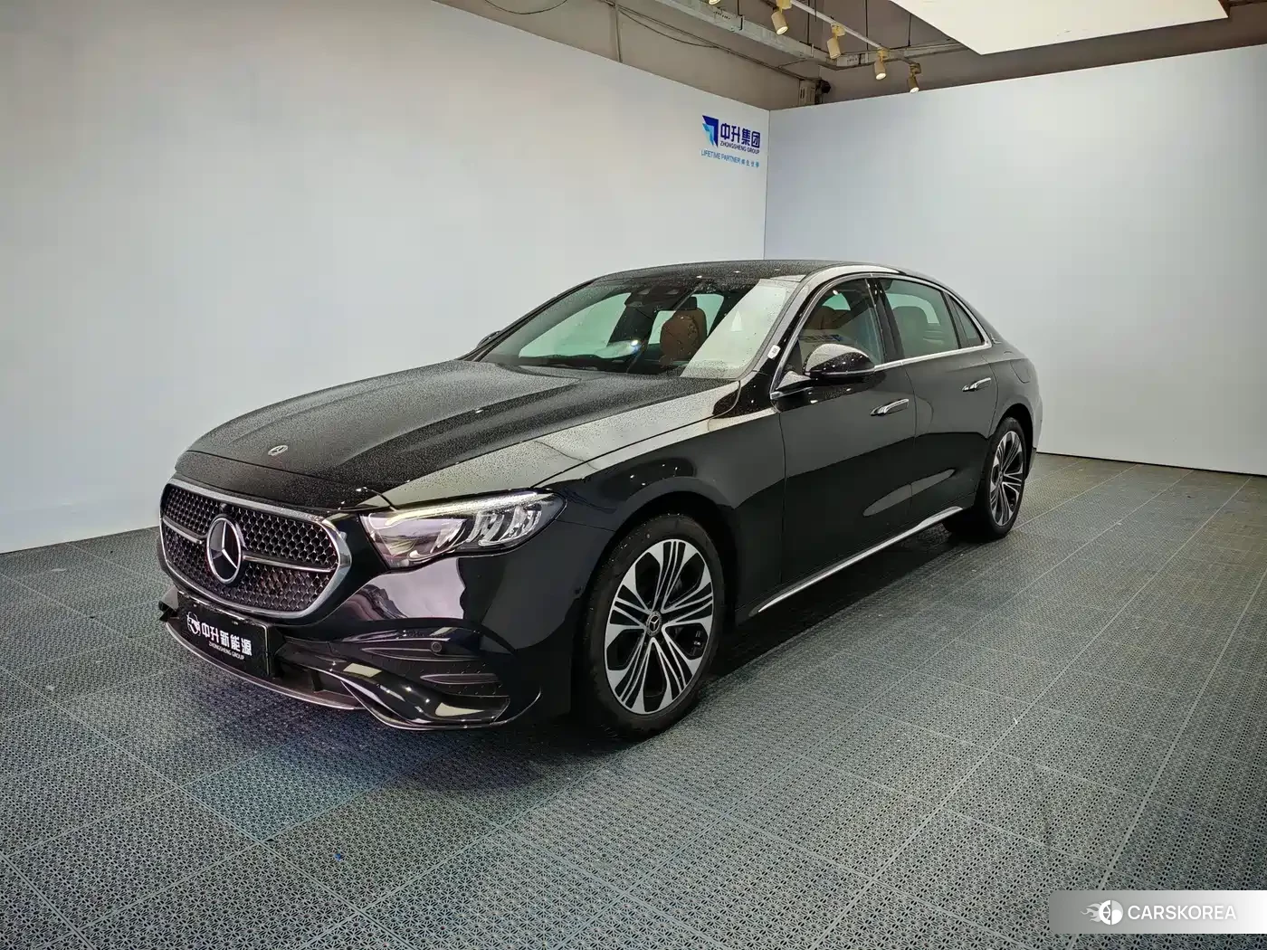 Mercedes-Benz E-class New Energy id 4547432 из Китая 17