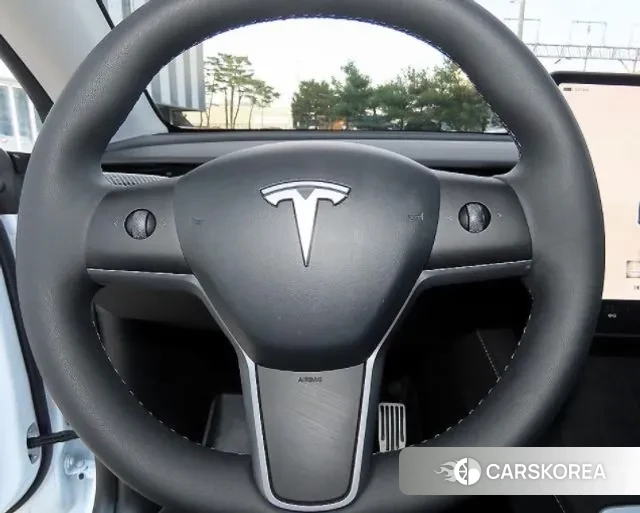 Tesla Model Y id 3399809 из Кореи 18