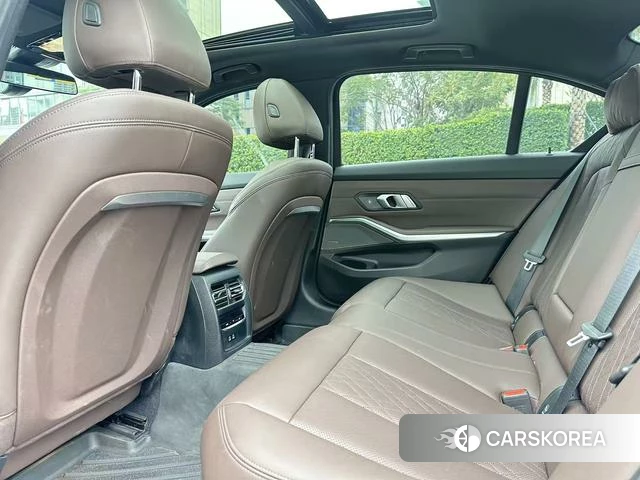 BMW 3 series id 4265587 из Китая 17