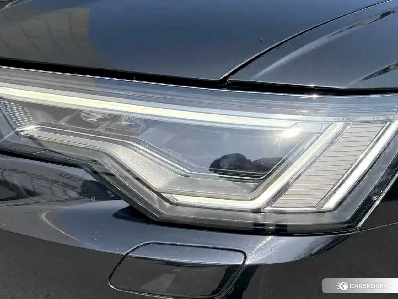 Audi A6L id 4565236 из Китая 13