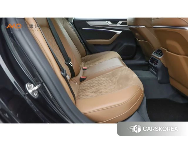 Audi A7L id 4271178 из Китая 8