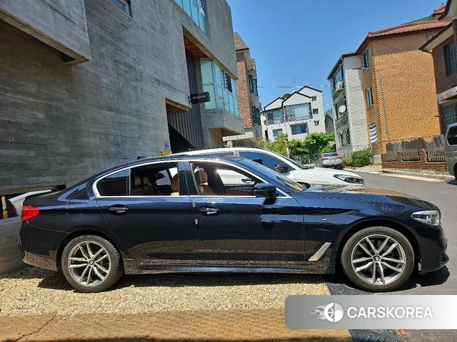 BMW 5 Series (G30) id 4331762 из Кореи 18