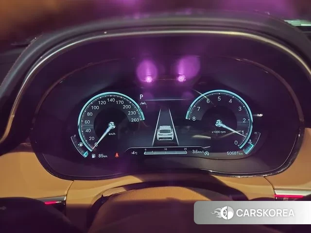 Genesis GV70 id 3540117 из Кореи 18