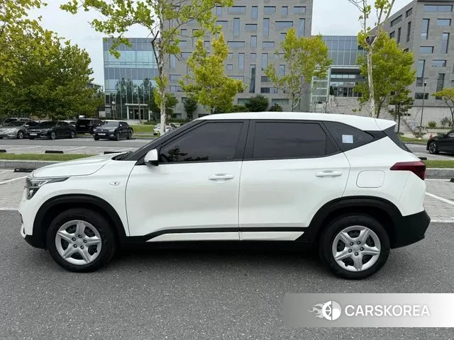 Kia Seltos id 3464349 из Кореи 18