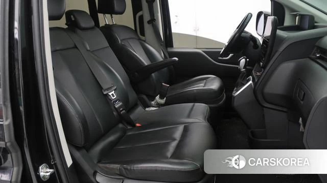 Hyundai Staria id 4872560 из Кореи 18