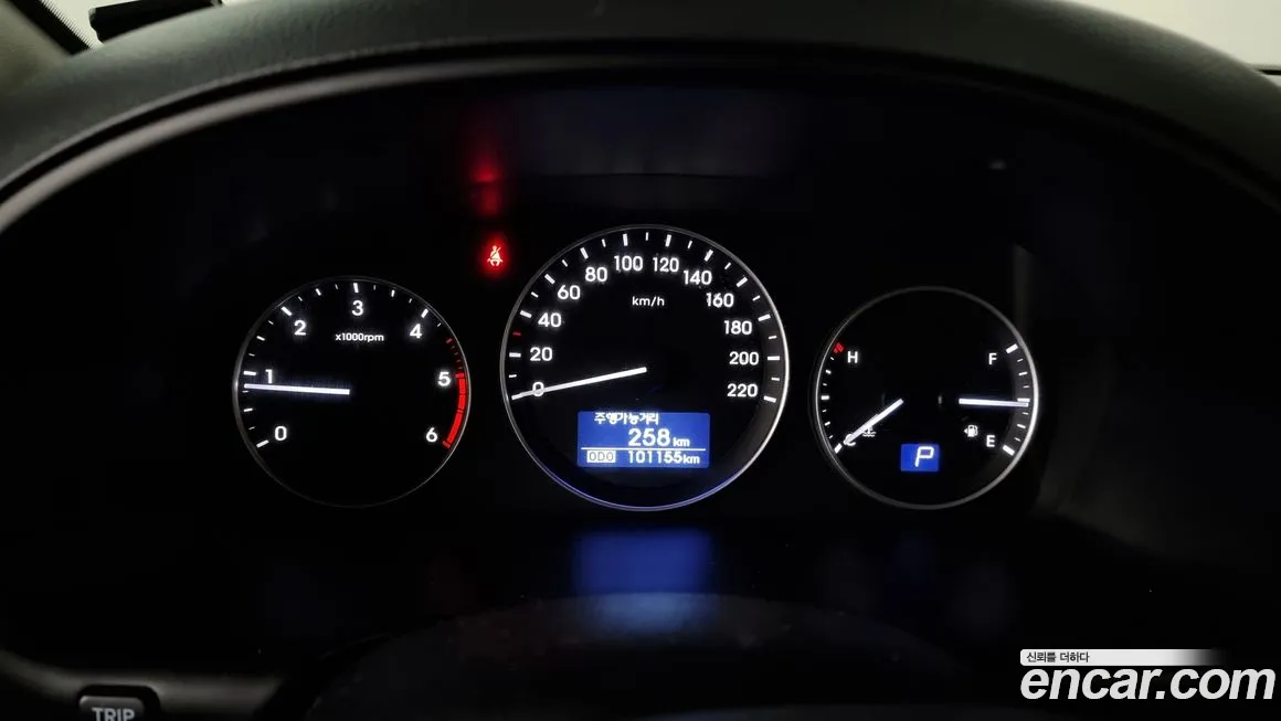 Hyundai The New Grand Starex id 1084368 из Кореи 18