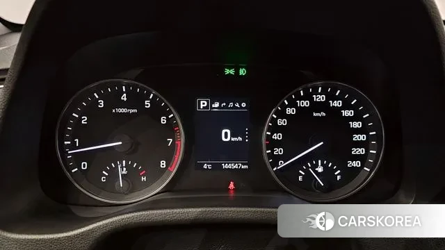 Hyundai Avante AD id 3055793 из Кореи 18