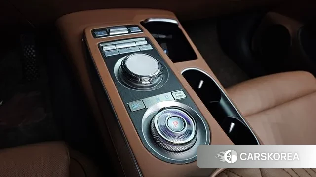 Genesis GV70 id 3676253 из Кореи 18